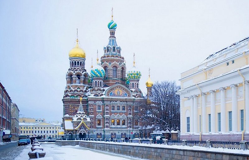 В ПЕТЕРБУРГЕ ПОДСЧИТАЛИ РАСХОДЫ ТУРИСТОВ В 2023 ГОДУ